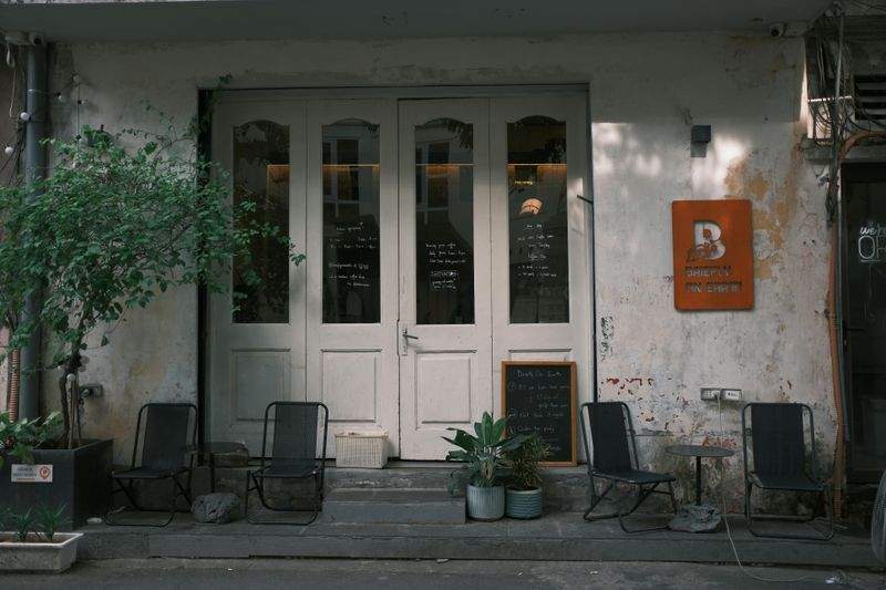 Verkauf von feinem Porzellan